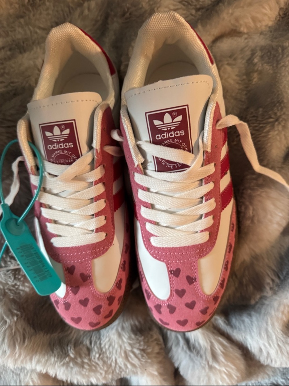 Adidas White & Pink Heart-Print Low-Top Sneakers